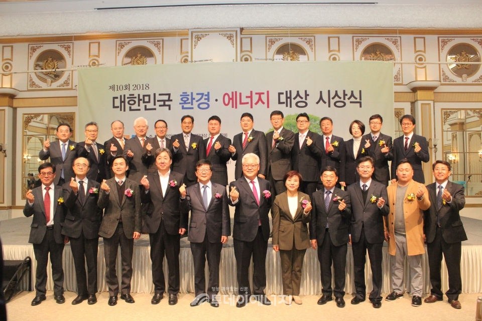 뉴스 썸네일